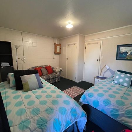 Swanson-Waitakere Stay In Scenic Sunrise โอ๊คแลนด์ ภายนอก รูปภาพ