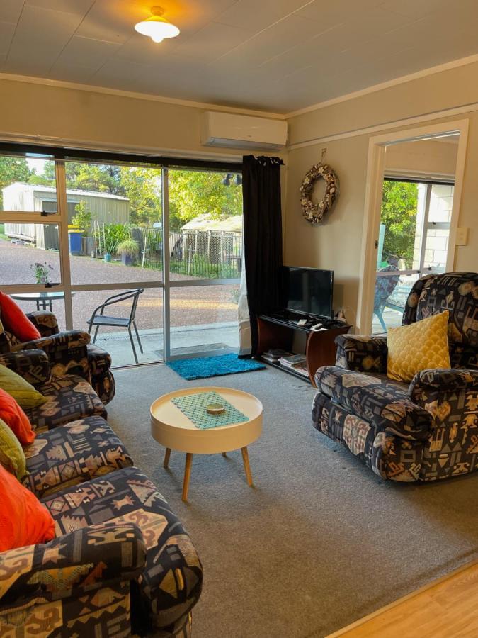 Swanson-Waitakere Stay In Scenic Sunrise โอ๊คแลนด์ ภายนอก รูปภาพ