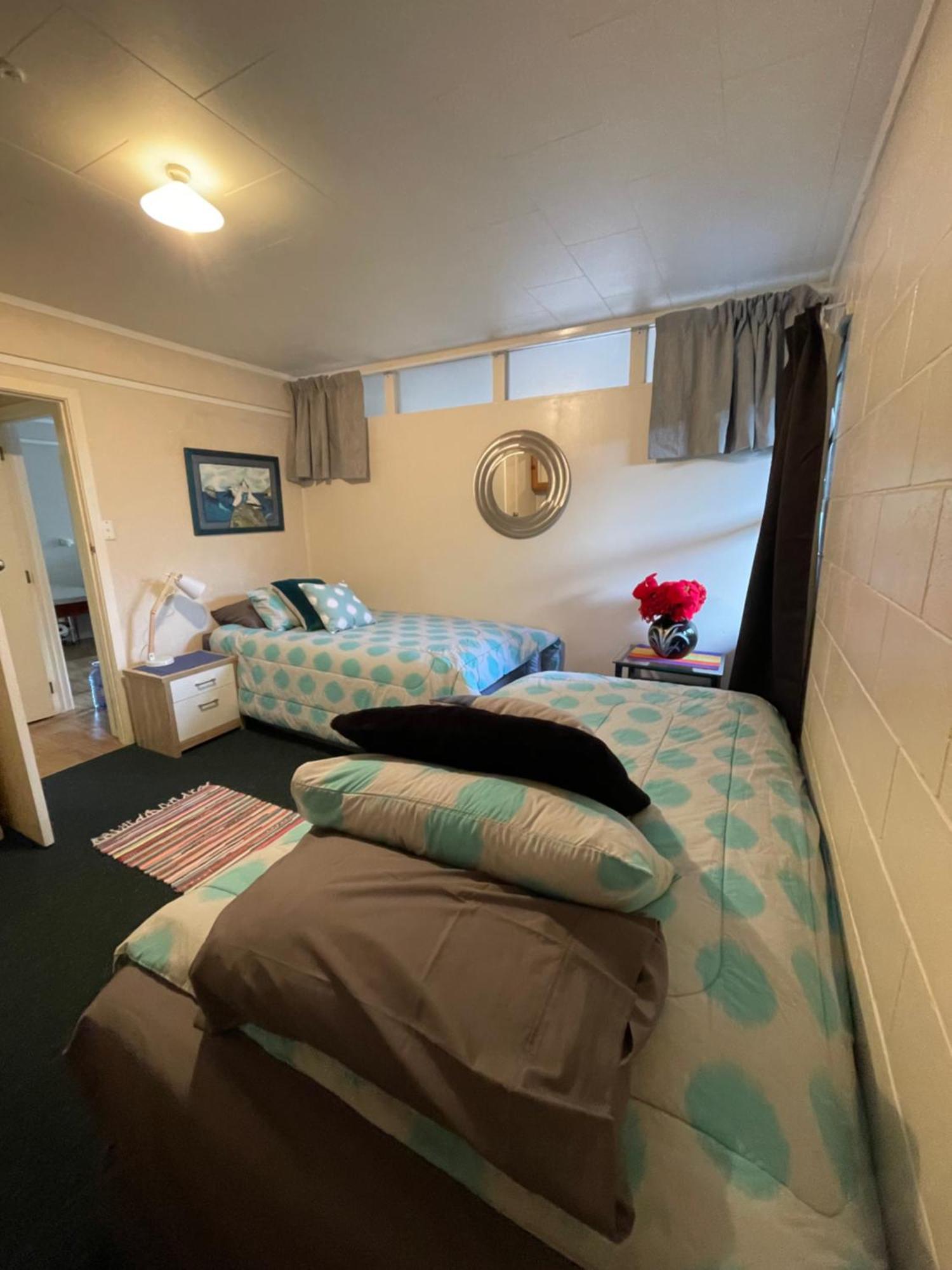 Swanson-Waitakere Stay In Scenic Sunrise โอ๊คแลนด์ ภายนอก รูปภาพ